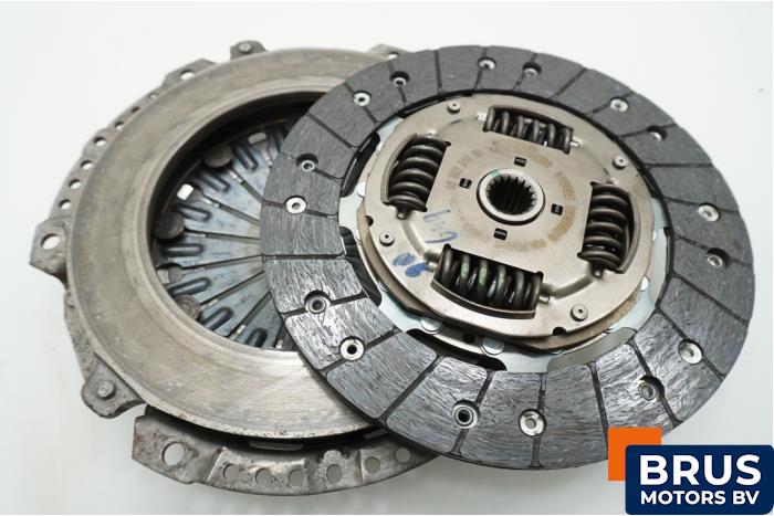 Gebruikte Koppelingsset (compleet) Citroen C3 (SC) 1.6 16V VTi 120 Prijs € 90,75 Inclusief btw aangeboden door Brus Motors BV