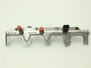 Gebruikte Injector brug Volkswagen Golf V (1K1) 2.0 GTI 16V Prijs € 60,50 Inclusief btw aangeboden door Brus Motors BV