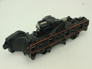 Gebruikte Inlaatspruitstuk Mercedes E (C238) E-220d 2.0 Turbo 16V 4-Matic Prijs € 211,75 Inclusief btw aangeboden door Brus Motors BV