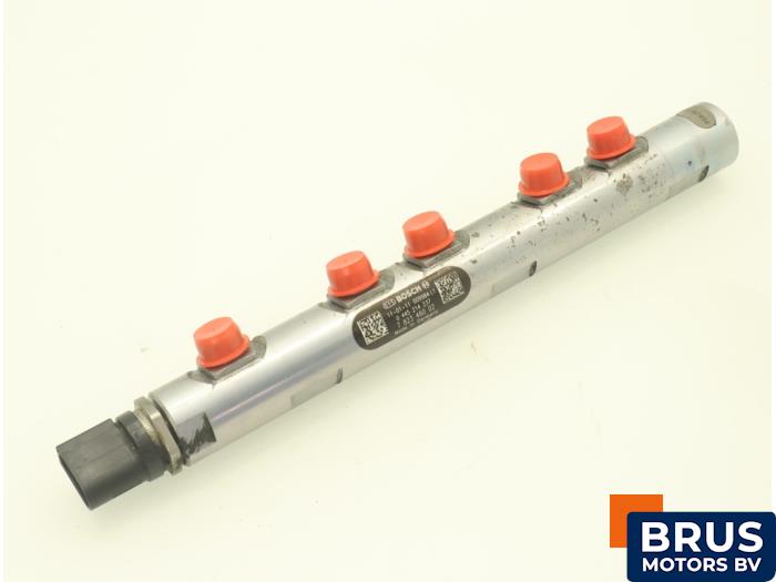 Gebruikte Injector brug Mini Clubman (R55) 1.6 Cooper D Prijs € 121,00 Inclusief btw aangeboden door Brus Motors BV
