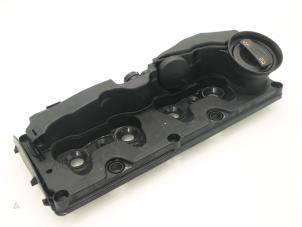 Gebruikte Kleppendeksel Audi A4 (B8) 2.0 TDI 16V Prijs € 90,75 Inclusief btw aangeboden door Brus Motors BV