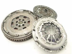 Gebruikte Dubbele massa vliegwiel Nissan Juke (F15) 1.5 dCi Prijs € 302,50 Inclusief btw aangeboden door Brus Motors BV