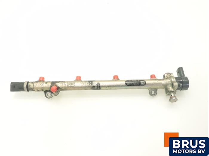 Gebruikte Common rail (Injectie) Mercedes Sprinter 3t (903) 311 CDI 16V Prijs € 121,00 Inclusief btw aangeboden door Brus Motors BV