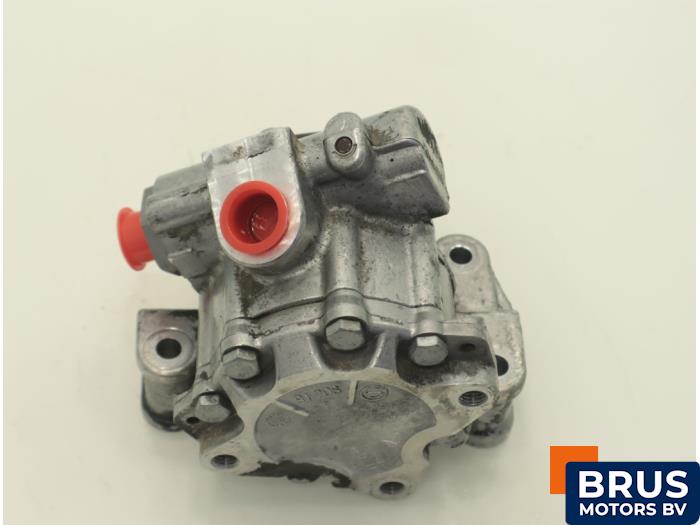Gebruikte Pomp Servo Mercedes Sprinter 3,5t (906.63) 315 CDI 16V Prijs € 90,75 Inclusief btw aangeboden door Brus Motors BV