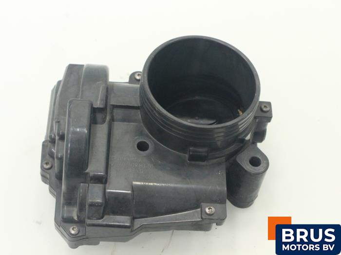 Gebruikte Gasklephuis Citroen C3 (SC) 1.4 16V VTi Prijs € 90,75 Inclusief btw aangeboden door Brus Motors BV