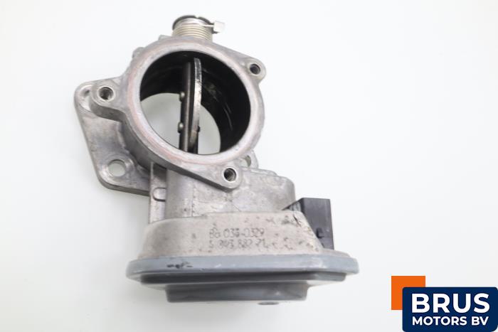 Gebruikte Gasklephuis Iveco New Daily VI 35C15, 35S15, 40C15, 50C15, 65C15, 70C15 Prijs € 121,00 Inclusief btw aangeboden door Brus Motors BV