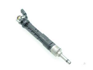 Gebruikte Injector (benzine injectie) Renault Kadjar (RFEH) 1.3 TCE 140 FAP 16V Prijs € 60,50 Inclusief btw aangeboden door Brus Motors BV