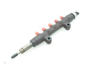 Gebruikte Injector brug Ford Transit 2.2 TDCi 16V Prijs € 121,00 Inclusief btw aangeboden door Brus Motors BV