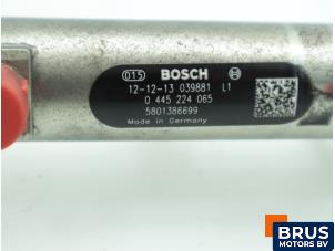 Injector brug van een Iveco New Daily V 29L13, 29L13D, 35C13D, 40C13D 2014
