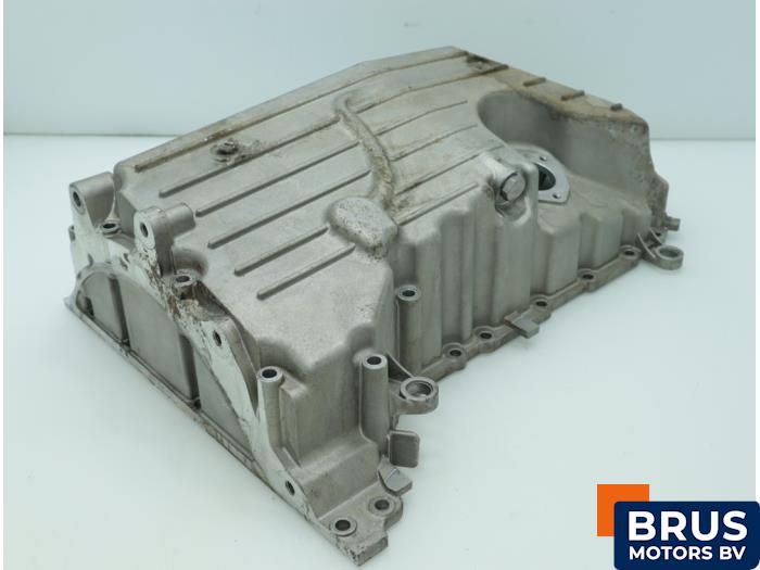 Gebruikte Carterpan Volkswagen Transporter/Caravelle T5 2.5 TDi Prijs € 90,75 Inclusief btw aangeboden door Brus Motors BV