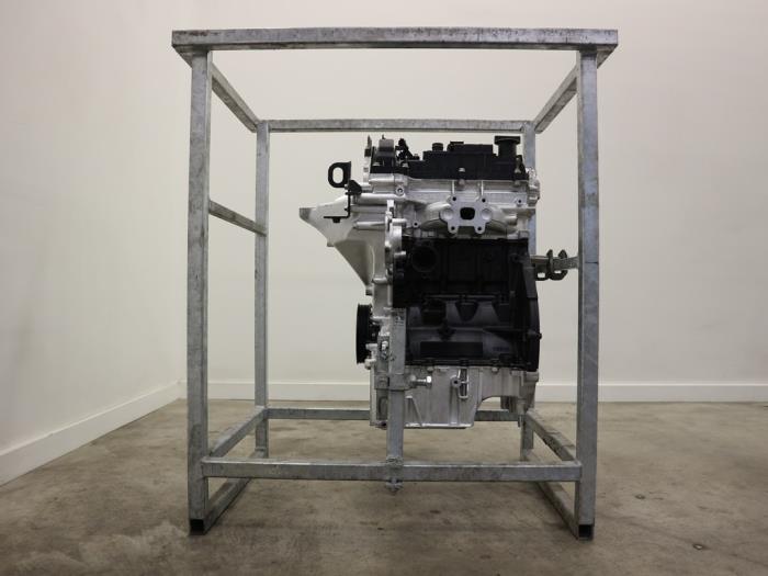 Motor van een Ford Focus 3 Wagon 1.0 Ti-VCT EcoBoost 12V 125 2015