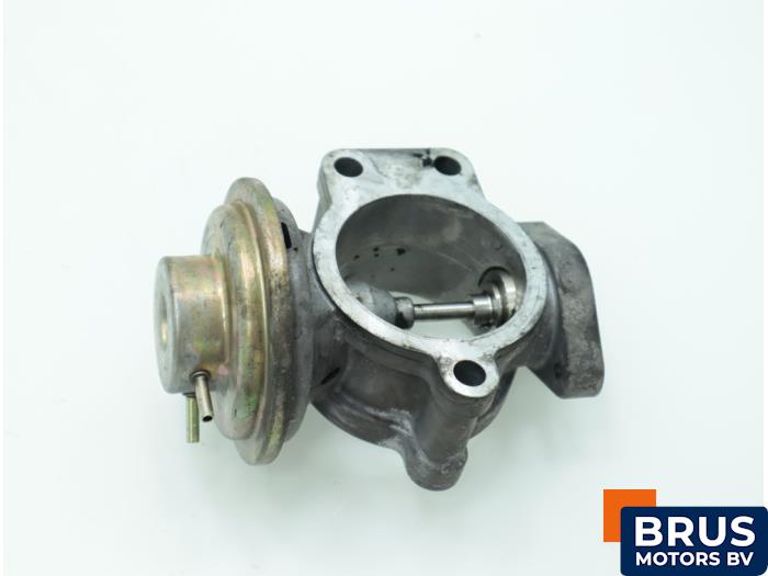 Gebruikte Uitlaat gasklep (EGR) Toyota Land Cruiser (J12) 3.0 D-4D 16V Prijs € 90,75 Inclusief btw aangeboden door Brus Motors BV