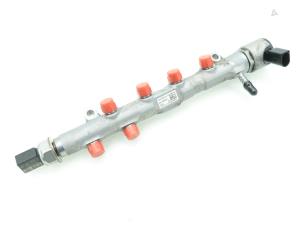 Gebruikte Injector brug Volkswagen Transporter T6 2.0 TDI 199 Prijs € 181,50 Inclusief btw aangeboden door Brus Motors BV