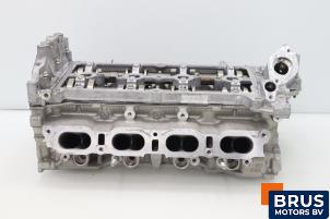 Gebruikte Cilinderkop Renault Espace (RFCJ) 1.8 Energy Tce 225 Prijs € 605,00 Inclusief btw aangeboden door Brus Motors BV