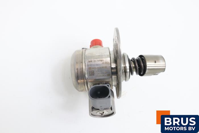 Gebruikte Brandstofpomp Mechanisch BMW 6 serie (F13) 650i V8 32V Prijs € 302,50 Inclusief btw aangeboden door Brus Motors BV
