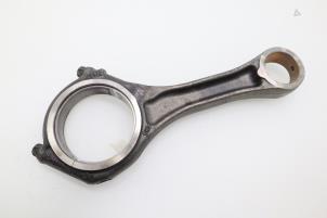 Gebruikte Drijfstang Audi A6 Quattro (C6) 3.0 TDI V6 24V Prijs € 90,75 Inclusief btw aangeboden door Brus Motors BV