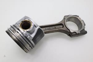 Gebruikte Drijfstang Hyundai Santa Fe II (CM) 2.2 CRDi 16V 4x2 Prijs € 121,00 Inclusief btw aangeboden door Brus Motors BV