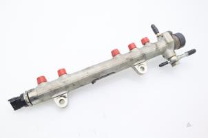 Gebruikte Injector brug Fiat Punto II (188) 1.3 JTD 16V Prijs € 90,75 Inclusief btw aangeboden door Brus Motors BV