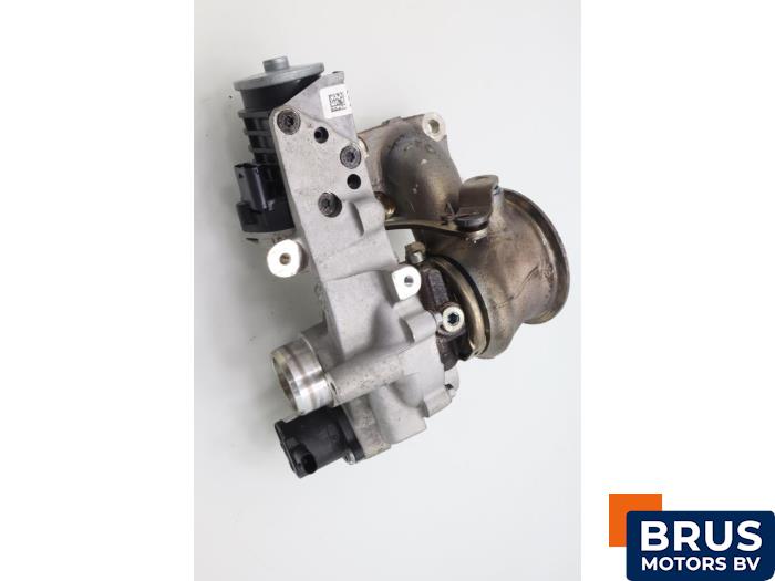 Gebruikte G-lader Peugeot 3008 II (M4/MC/MJ/MR) 1.2 12V e-THP PureTech 130 Prijs € 363,00 Inclusief btw aangeboden door Brus Motors BV