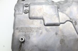 Gebruikte Carterpan Mercedes E (W211) 2.2 E-200 CDI 16V Prijs € 60,50 Inclusief btw aangeboden door Brus Motors BV