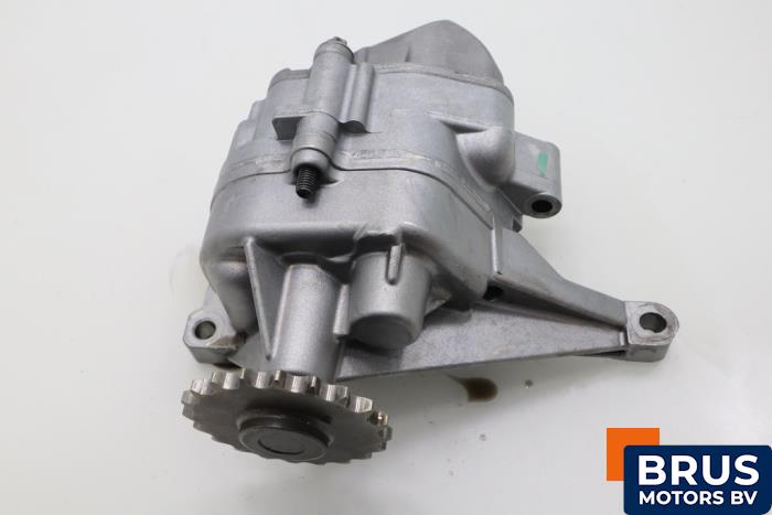 Gebruikte Oliepomp Mercedes E Combi (S211) 2.2 E-220 CDI 16V Prijs € 90,75 Inclusief btw aangeboden door Brus Motors BV