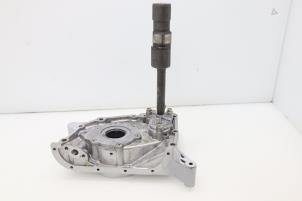 Gebruikte Oliepomp Mitsubishi Pajero Hardtop (V1/2/3/4) 2.5 TD i.c. Prijs € 121,00 Inclusief btw aangeboden door Brus Motors BV