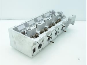 Gebruikte Cilinderkop Mercedes Vito (639.7) 2.2 115 CDI 16V Prijs € 484,00 Inclusief btw aangeboden door Brus Motors BV