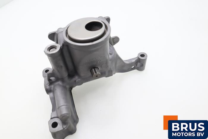 Gebruikte Oliepomp Ford Focus 3 1.0 Ti-VCT EcoBoost 12V 125 Prijs € 121,00 Inclusief btw aangeboden door Brus Motors BV