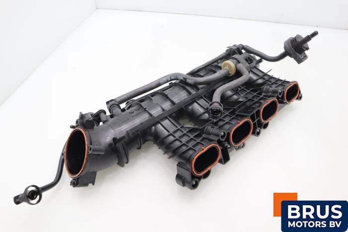 Gebruikte Spruitstuk Inlaat Mercedes E (W213) E-350 EQ Boost 2.0 Turbo 16V Prijs € 121,00 Inclusief btw aangeboden door Brus Motors BV
