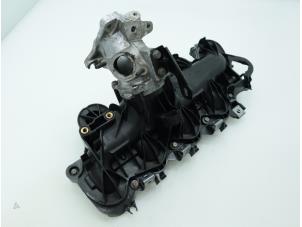 Gebruikte Spruitstuk Inlaat Landrover Range Rover Evoque (LVJ/LVS) 2.2 TD4 16V Coupe Prijs € 181,50 Inclusief btw aangeboden door Brus Motors BV