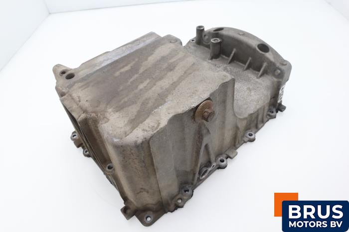 Gebruikte Carterpan Ford Focus 3 1.0 Ti-VCT EcoBoost 12V 100 Prijs € 90,75 Inclusief btw aangeboden door Brus Motors BV