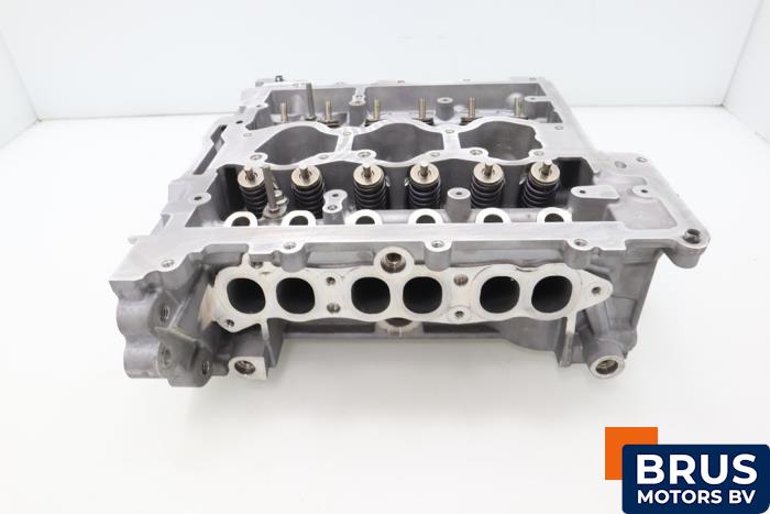 Gebruikte Cilinderkop Ford Focus 4 1.0 Ti-VCT EcoBoost 12V 100 Prijs € 605,00 Inclusief btw aangeboden door Brus Motors BV
