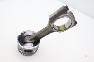 Gebruikte Drijfstang Jeep Cherokee (KL) 2.0 CRD 16V 4x4 Prijs € 121,00 Inclusief btw aangeboden door Brus Motors BV