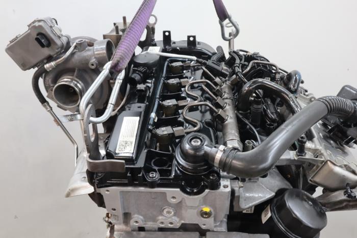 Motor van een Mercedes-Benz Sprinter 3t (910.6) 214 CDI 2.1 D FWD 2020