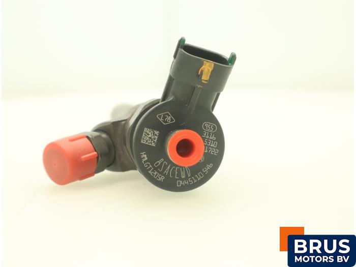 Gebruikte Verstuiver (diesel) Opel Vivaro 1.6 CDTI 95 Euro 6 Prijs € 121,00 Inclusief btw aangeboden door Brus Motors BV