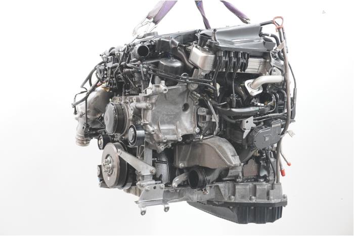 Motor van een Mercedes-Benz C (C205) C-220d 2.2 16V BlueTEC 2017