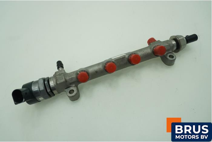 Gebruikte Injector brug Volkswagen Golf VII (AUA) 2.0 GTD 16V Prijs € 121,00 Inclusief btw aangeboden door Brus Motors BV