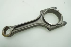 Gebruikte Drijfstang Volvo XC90 II 2.0 T6 16V AWD Prijs € 90,75 Inclusief btw aangeboden door Brus Motors BV