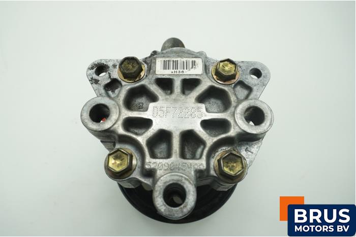 Gebruikte Servopomp Jeep Grand Cherokee (WK/WK2) 3.0 CRD V6 24V Prijs € 181,50 Inclusief btw aangeboden door Brus Motors BV