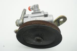 Gebruikte Pomp Servo Nissan Cabstar (F24) 3.0 TDI 16_ V 35.14 Prijs € 90,75 Inclusief btw aangeboden door Brus Motors BV