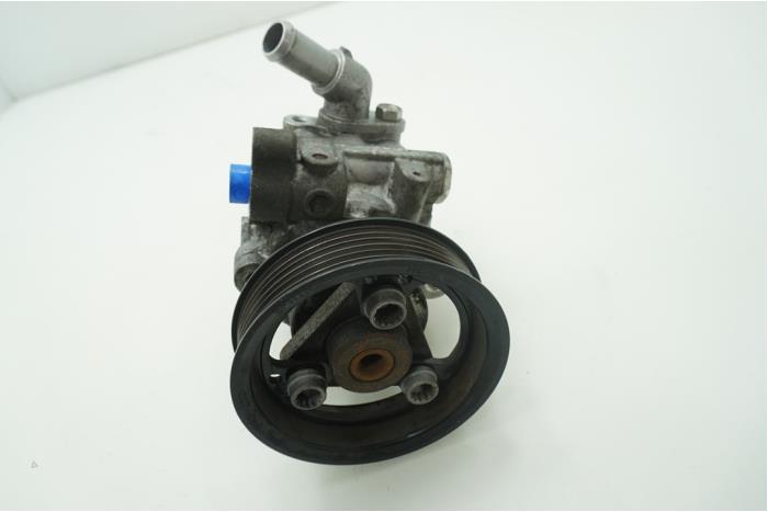 Stuurbekrachtiging Pomp van een Volkswagen Transporter T6 2.0 TDI 199 4Motion 2022