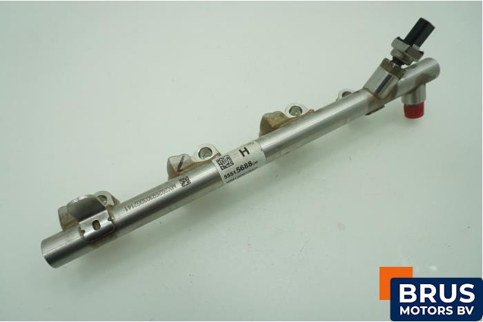 Gebruikte Verstuiver brug Opel Astra K Sports Tourer 1.2 Turbo 12V Prijs € 90,75 Inclusief btw aangeboden door Brus Motors BV