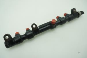 Gebruikte Injector brug Ford Transit 2.4 TDCi 16V Prijs € 121,00 Inclusief btw aangeboden door Brus Motors BV