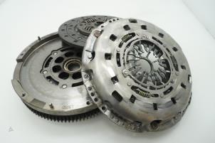 Gebruikte Dubbele massa vliegwiel Ford Transit Custom 2.2 TDCi 16V Prijs € 242,00 Inclusief btw aangeboden door Brus Motors BV