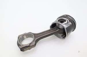 Gebruikte Drijfstang Peugeot Boxer (244) 2.2 HDi Prijs € 90,75 Inclusief btw aangeboden door Brus Motors BV