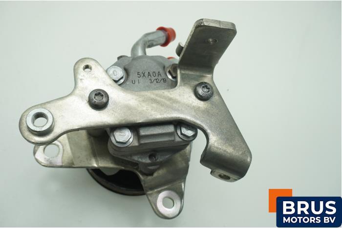 Gebruikte Pomp Servo Nissan NP 300 Navara (D23) 2.3 dCi twinturbo 16V Prijs € 90,75 Inclusief btw aangeboden door Brus Motors BV