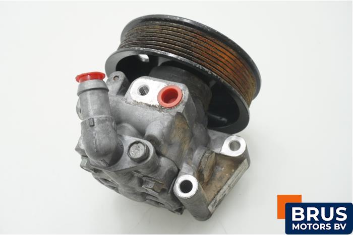 Gebruikte Pomp Servo Ford Transit 2.2 TDCi 16V Euro 5 RWD Prijs € 181,50 Inclusief btw aangeboden door Brus Motors BV