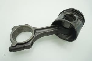 Gebruikte Drijfstang Opel Vivaro 1.6 CDTi BiTurbo 125 Euro 6 Prijs € 90,75 Inclusief btw aangeboden door Brus Motors BV