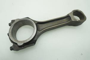 Gebruikte Drijfstang Ford Transit 2.2 TDCi 16V 4x4 Prijs € 90,75 Inclusief btw aangeboden door Brus Motors BV