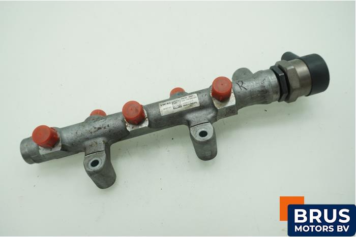 Gebruikte Injector brug Volkswagen Amarok 3.0 TDI V6 24V 4Motion Prijs € 181,50 Inclusief btw aangeboden door Brus Motors BV
